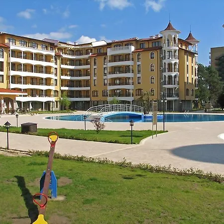 Royal Sun Aparthotel 2*